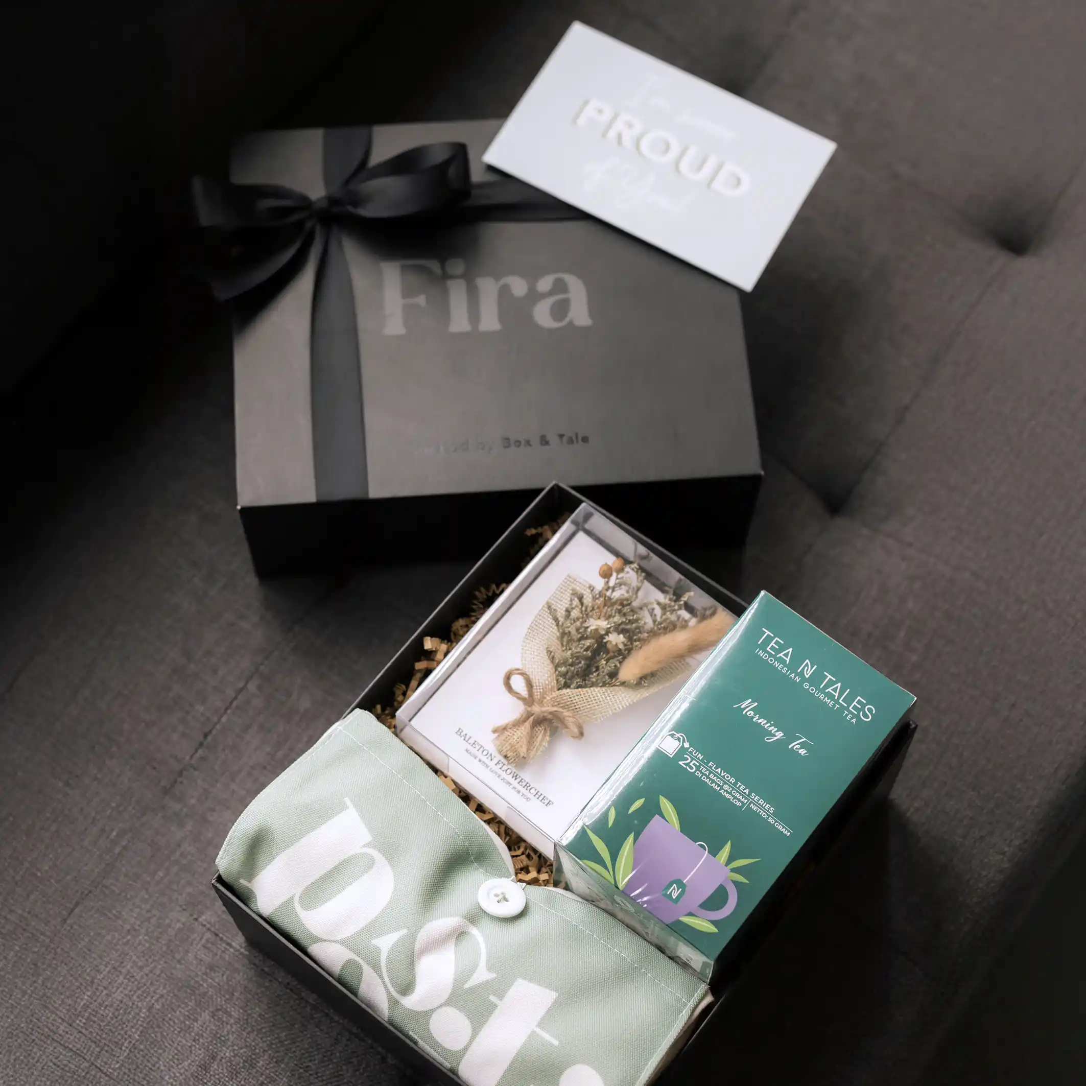 Make Personalized Gift Box