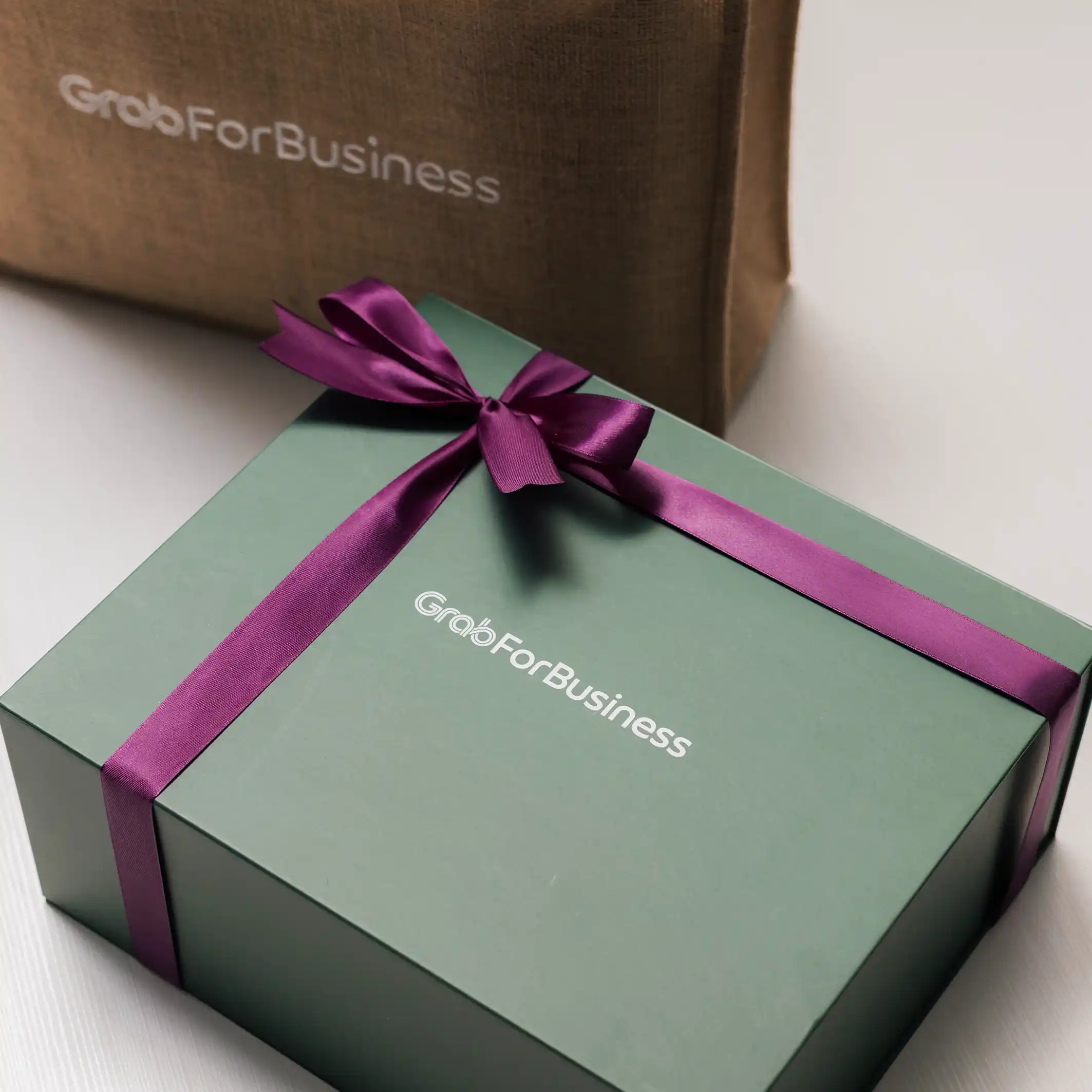 Make Personalized Gift Box