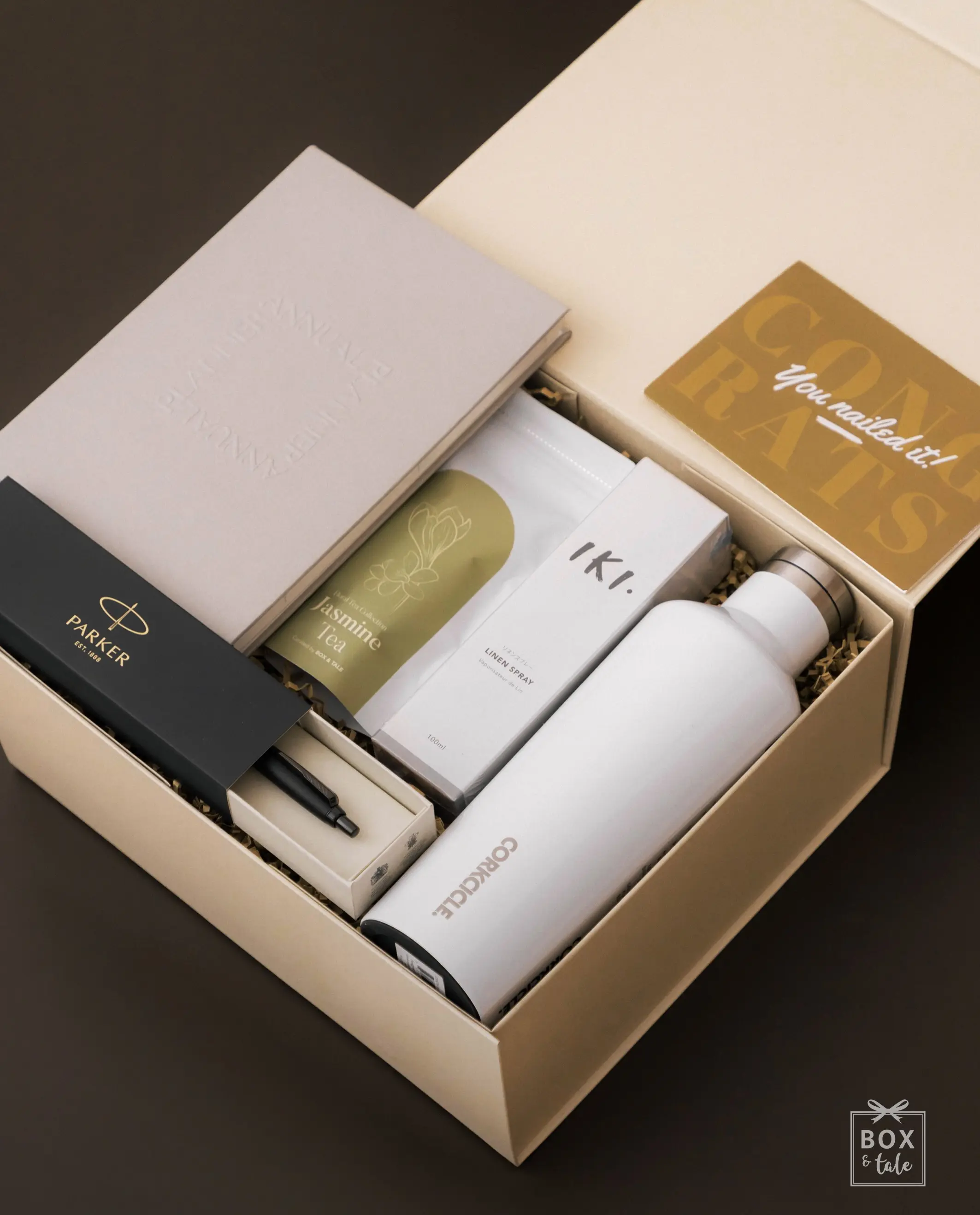 No one talks about how hard it is nyari hadiah yang gak keliatan asal checkout. So, we put together a few ideas that might help! 🤍✨

#boxandtale #idekado #hampers #kadoultah #customgift