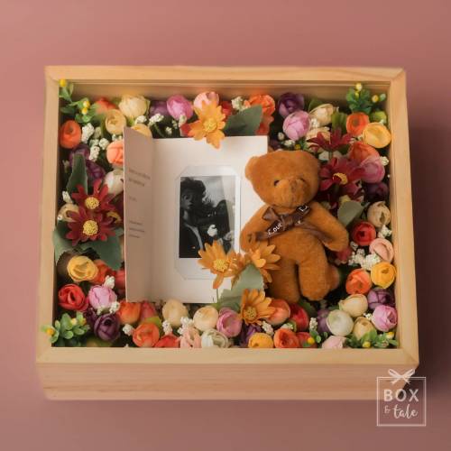 Custom Gift Hampers - Box & Tale - Premade Box - FLOWERS AND MEMORIES