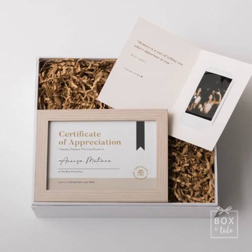 Custom Gift Hampers - Box & Tale - Premade Box - Friends For Life