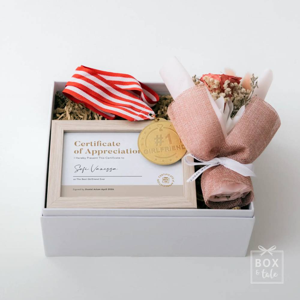 Custom Gift Hampers - Box & Tale - Premade Box - Best Girlfriend Ever