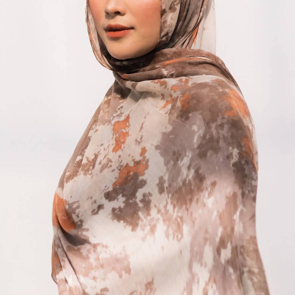 Custom Gift Hampers - Box & Tale - Heaven Lights (Sahara Viscose) - Caramel Drift