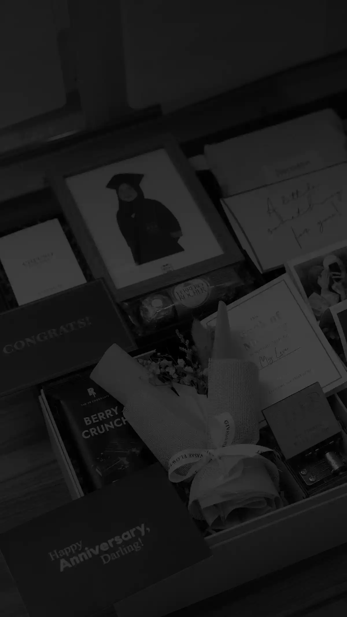 Box-&-Tale-custom-gift-hampers-mobile