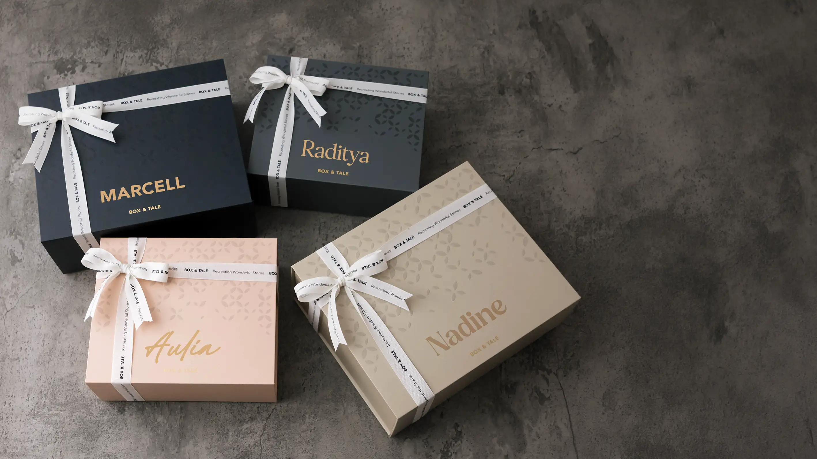 Box-&-Tale-custom-gift-hampers
