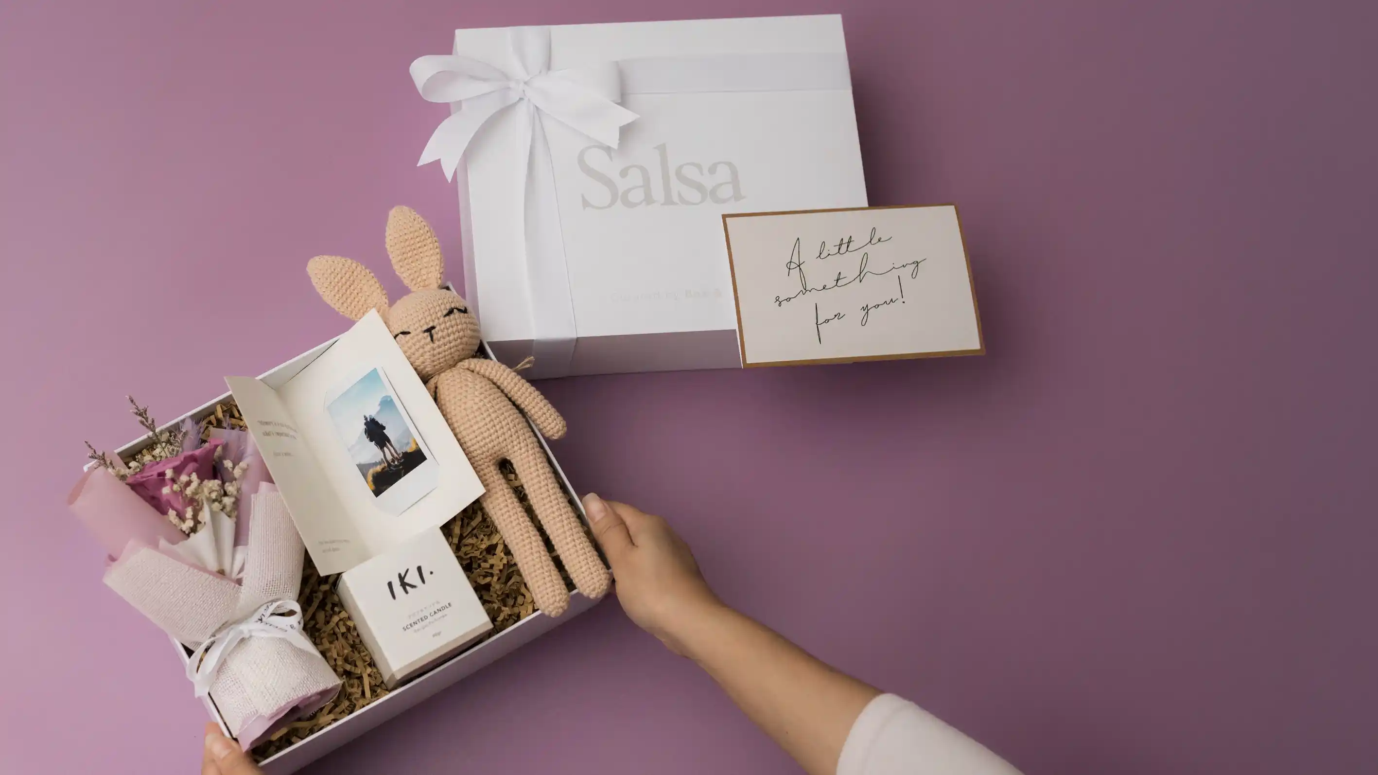 boxandtale-gift-hampers-custom-box-2023-jakarta-hampers-customgift-kado-pacar